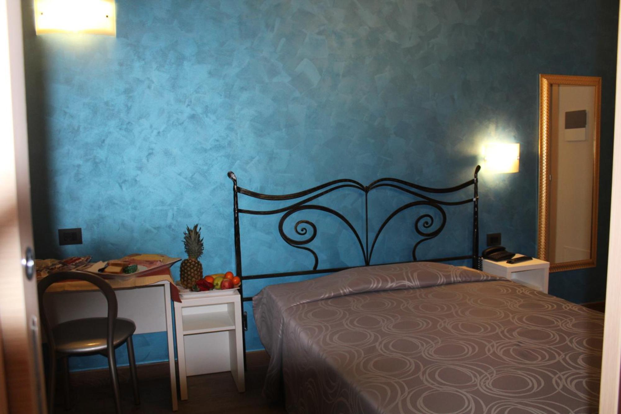 Hotel House Beatrice Milano Zimmer foto