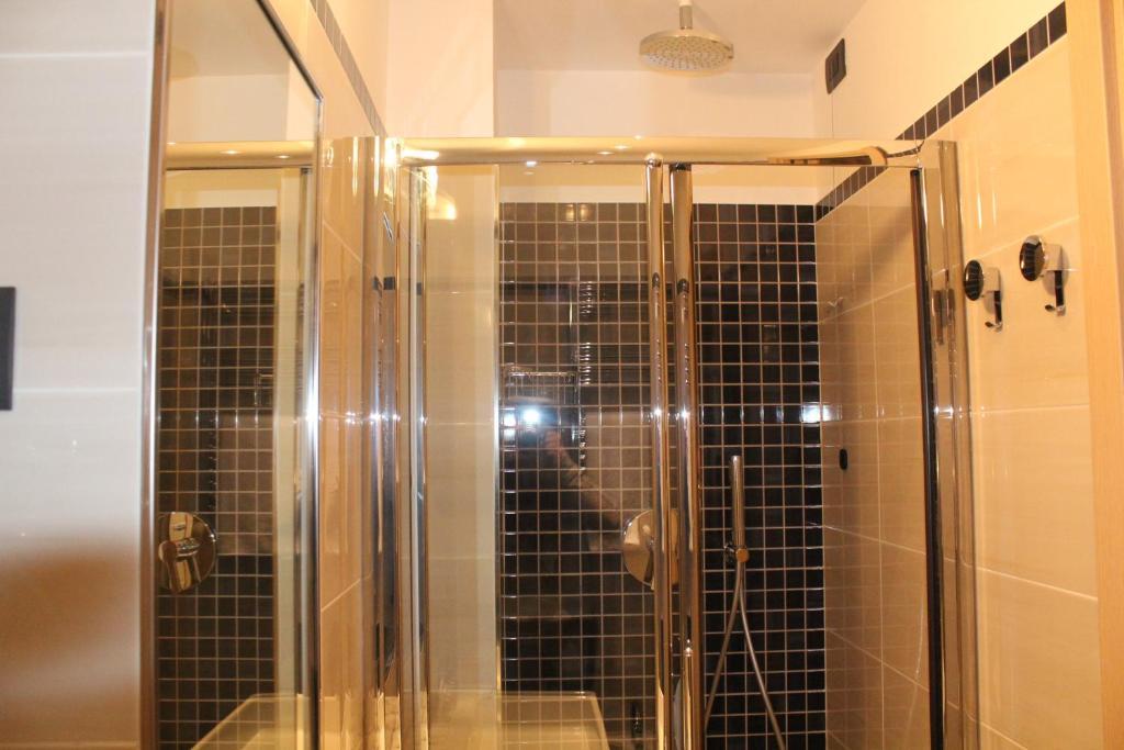 Hotel House Beatrice Milano Exterior foto